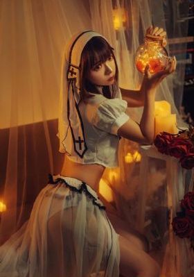 制服下的_国产剧在线播放